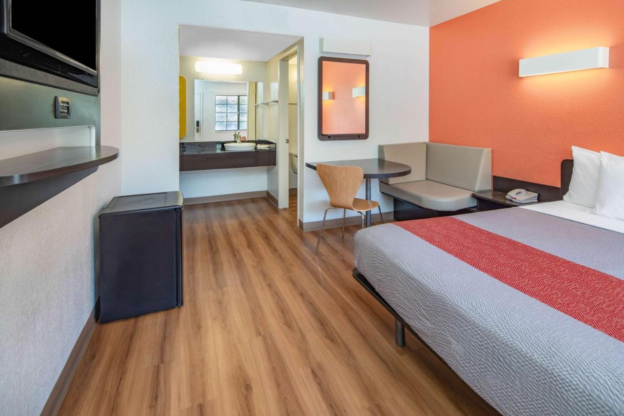 Motel 6-Thousand Oaks, Ca Newbury Park Zewnętrze zdjęcie