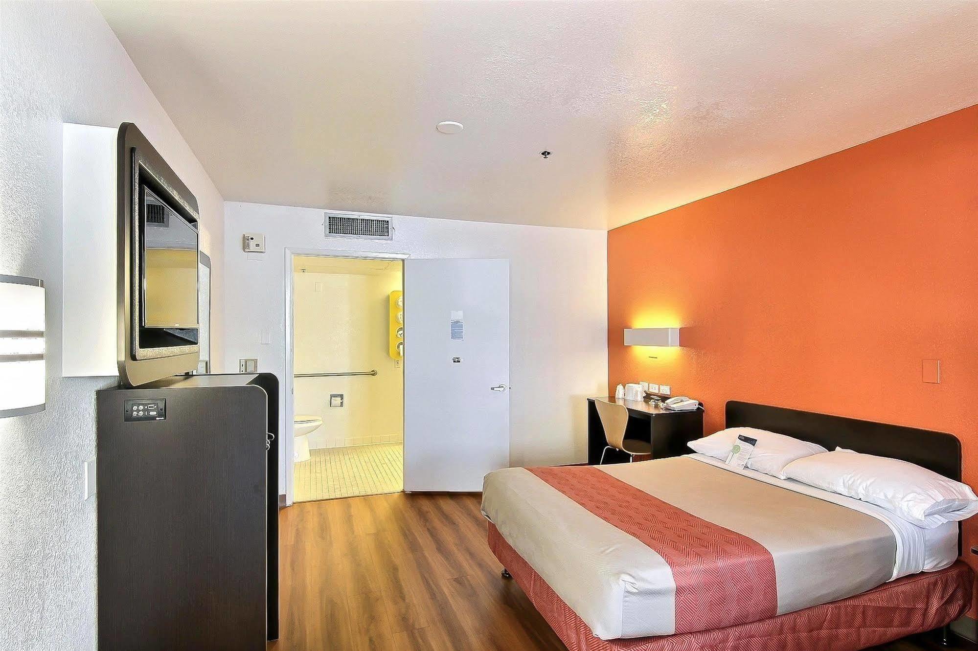 Motel 6-Thousand Oaks, Ca Newbury Park Zewnętrze zdjęcie