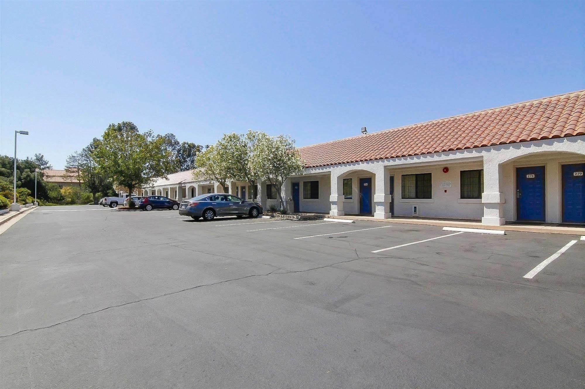 Motel 6-Thousand Oaks, Ca Newbury Park Zewnętrze zdjęcie